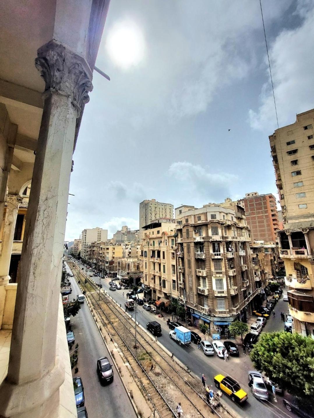 Arab Hostel, Welcoming All Solo And Groups Travellers But, Unmarried Couples Not Allowed 亚历山大港 外观 照片