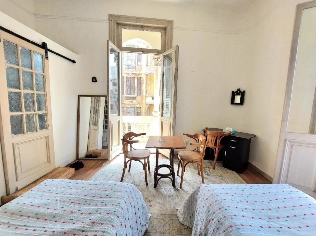 Arab Hostel, Welcoming All Solo And Groups Travellers But, Unmarried Couples Not Allowed 亚历山大港 外观 照片